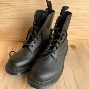 Dr Martens Women's Mono Lace Up Boots Size 8